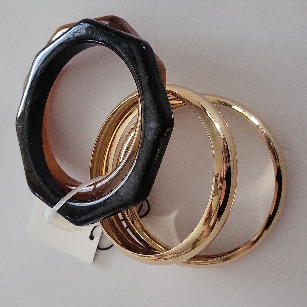 Natasha Natural Horn Bracelet Set by the brand Natasha - Picture 2 of 5